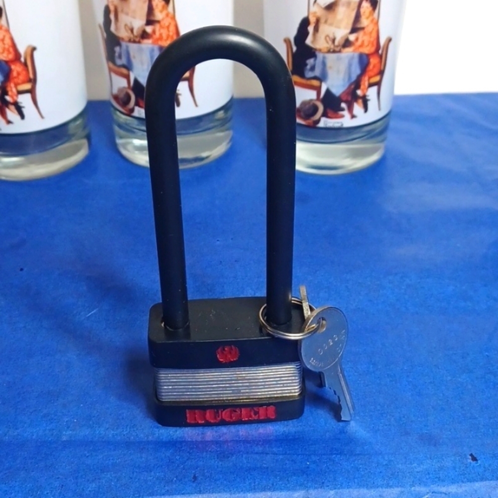 RUGER GUN LOCK 🔐 FOR SAFTY ON ALL YOUR VALUABLES